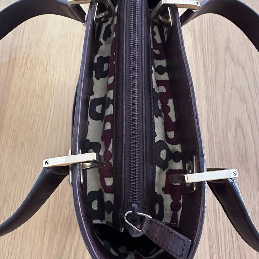 Gucci Guccissima Small Tote Bag - Picture 9 of 17
